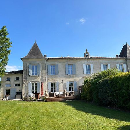 Domaine De La Gemoliere Bed & Breakfast Gémozac Eksteriør bilde