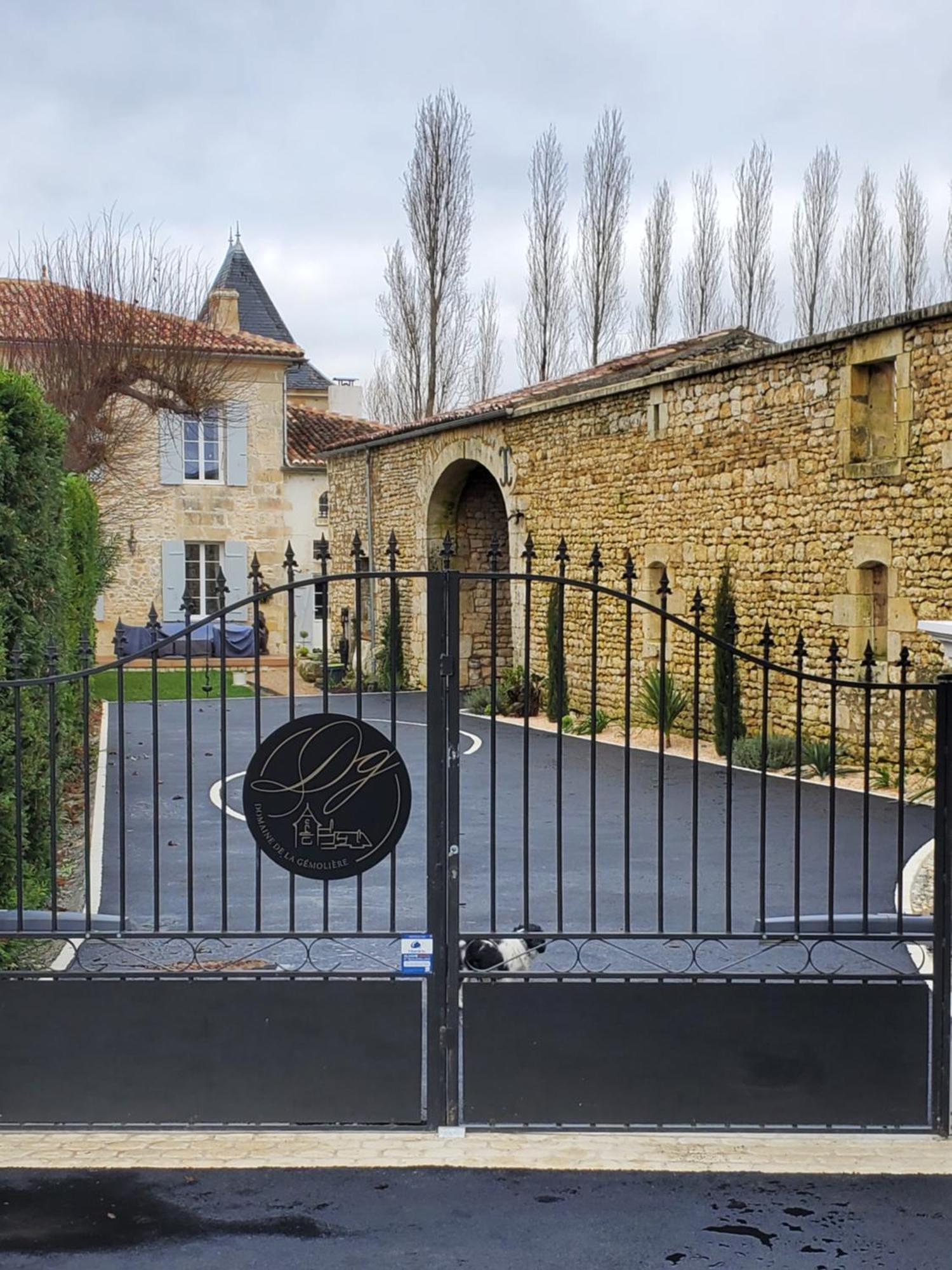 Domaine De La Gemoliere Bed & Breakfast Gémozac Eksteriør bilde