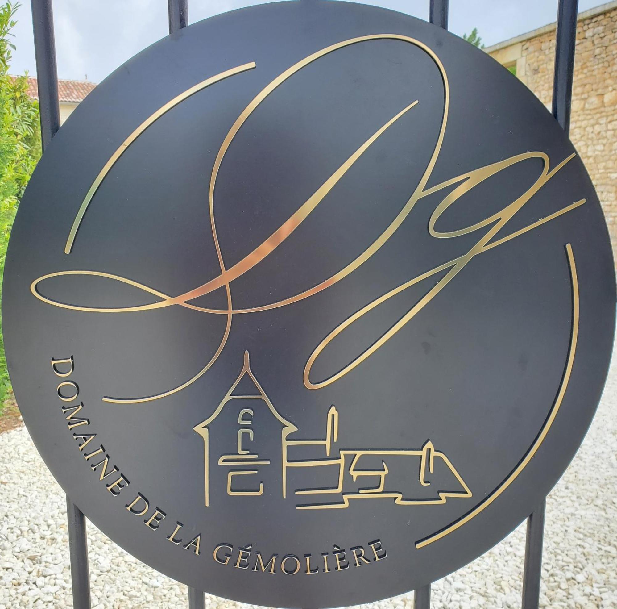 Domaine De La Gemoliere Bed & Breakfast Gémozac Eksteriør bilde